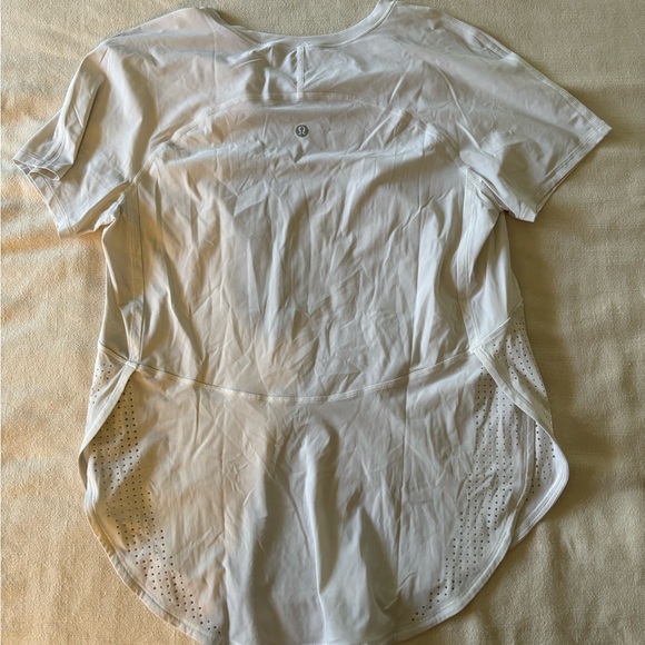 Lululemon top - Picture 3 of 4